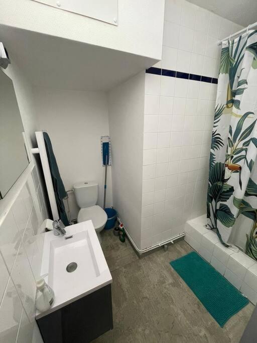 Studio Rdc Parking Prive Gratuit Doué-la-Fontaine Dış mekan fotoğraf